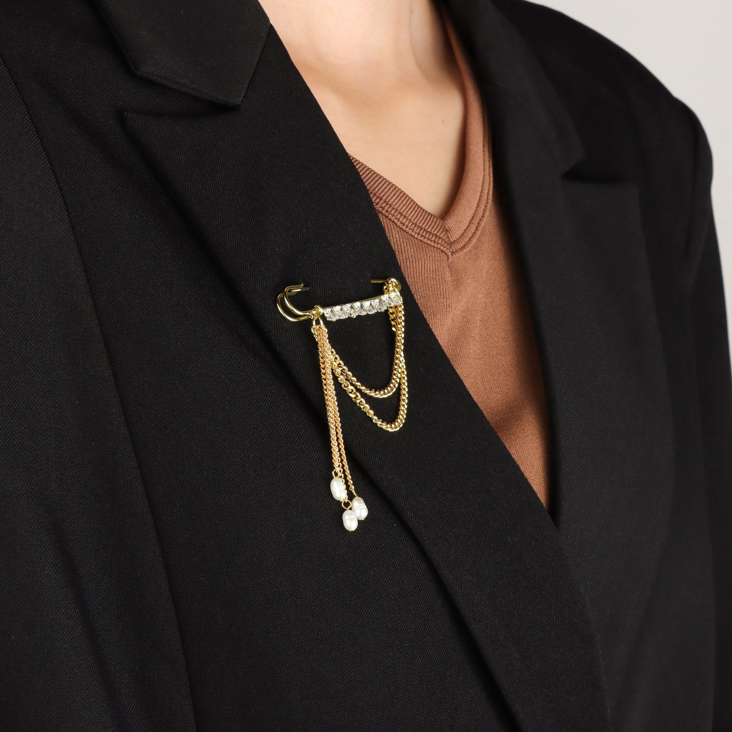 Draped Chain Safety Pin Brooch with Pearl Drops